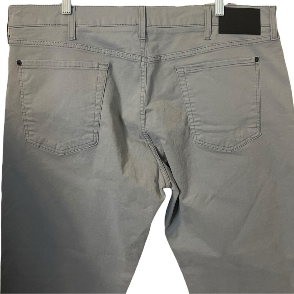 NWOT 7 For All Mankind Mens  Adrien Chino 40x32 Slate Grey - Picture 3 of 6